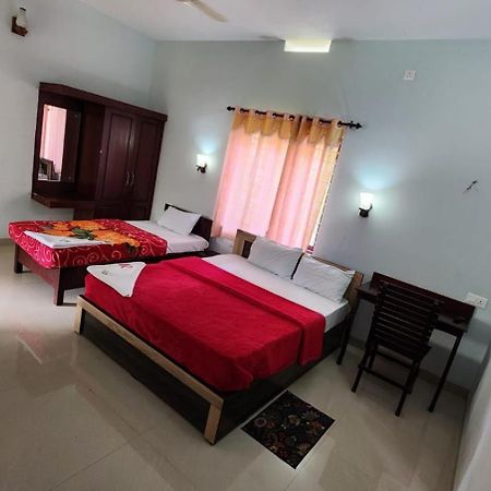 Pkn Homestay Thekkady Kumily Ngoại thất bức ảnh