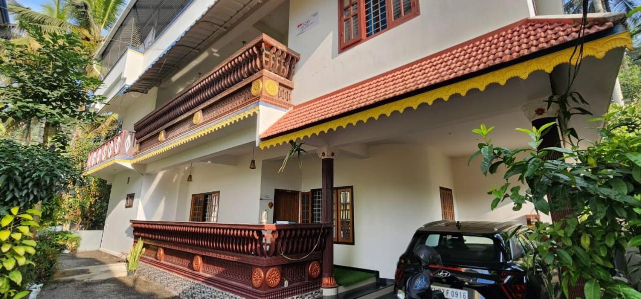 Pkn Homestay Thekkady Kumily Ngoại thất bức ảnh