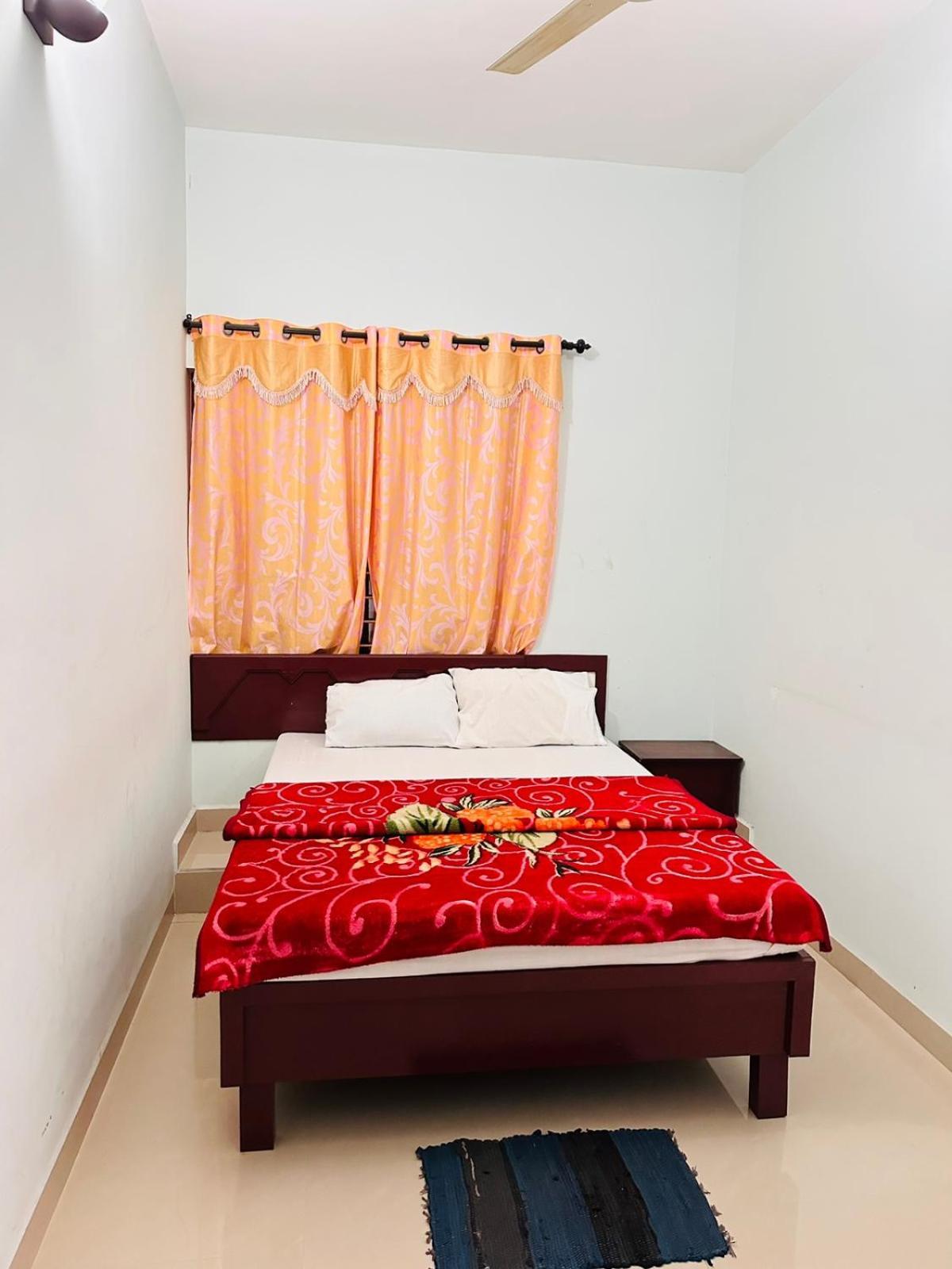 Pkn Homestay Thekkady Kumily Ngoại thất bức ảnh