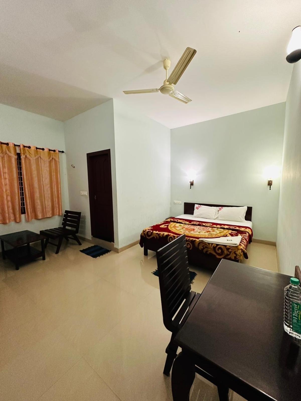 Pkn Homestay Thekkady Kumily Ngoại thất bức ảnh